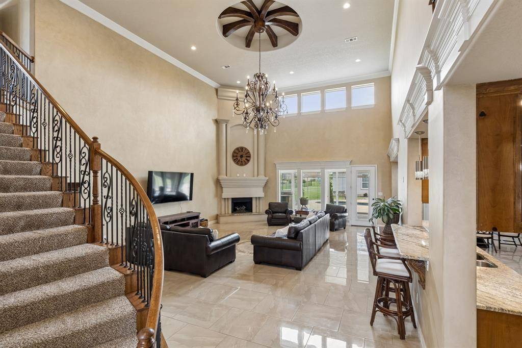 2112 Becky Lane, Cedar Hill, TX 75104