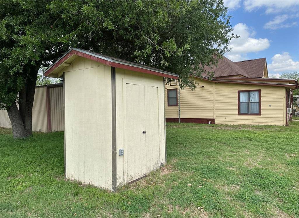 300 S Miller Street, Rising Star, TX 76471