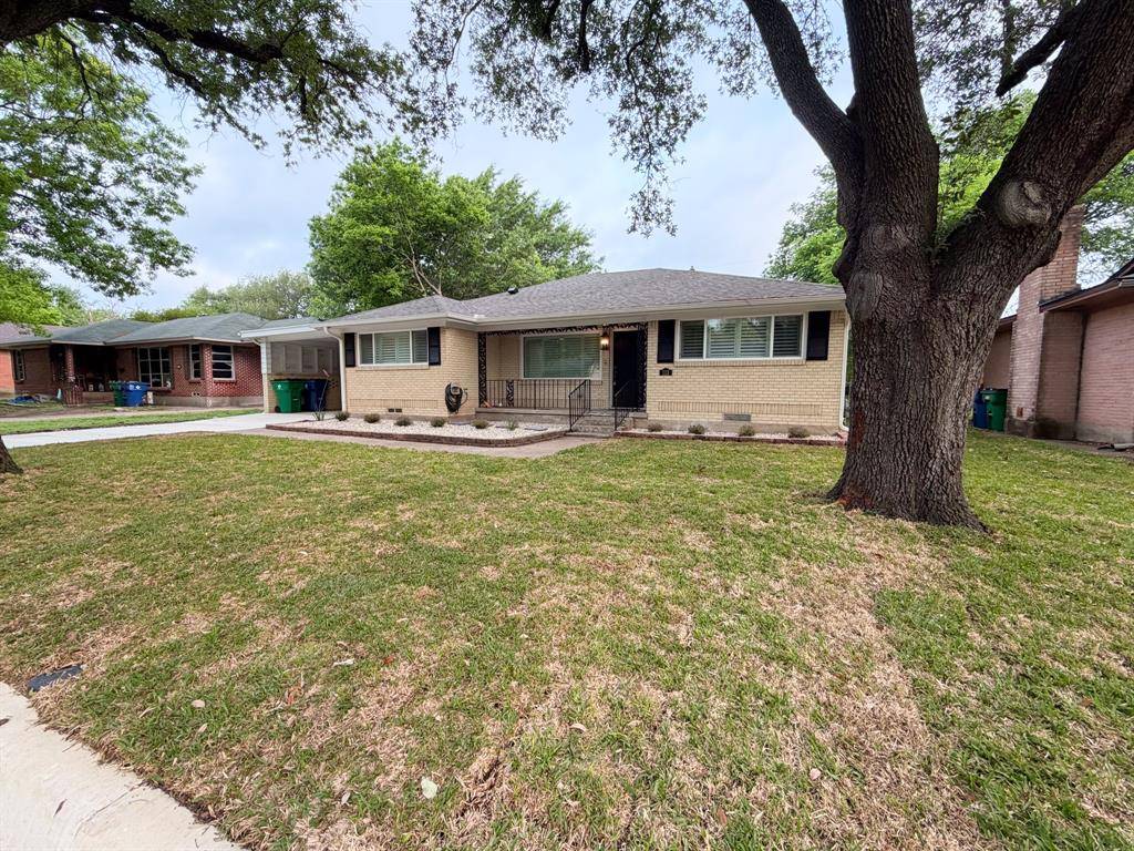 113 Monticello Drive, Waxahachie, TX 75165