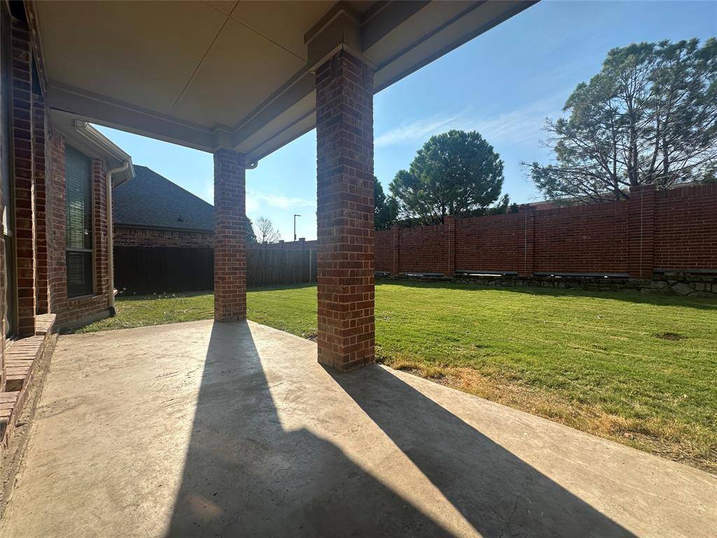 2692 Deer Hollow Drive, Little Elm, TX 75068