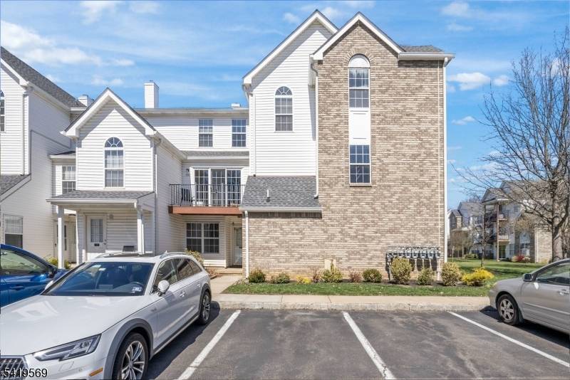 717 Stony Brook Way, North Brunswick Twp., NJ 08902