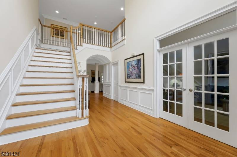 22 Meadow Lake Dr, Mahwah Twp., NJ 07430