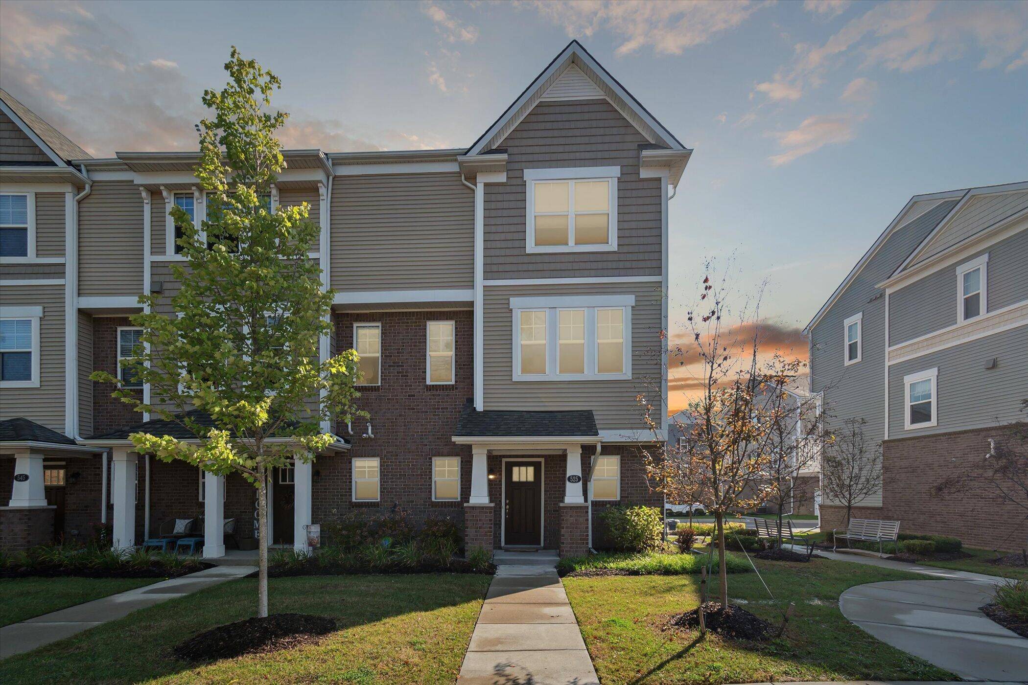 525 Jenny WAY, Brighton City, MI 48116