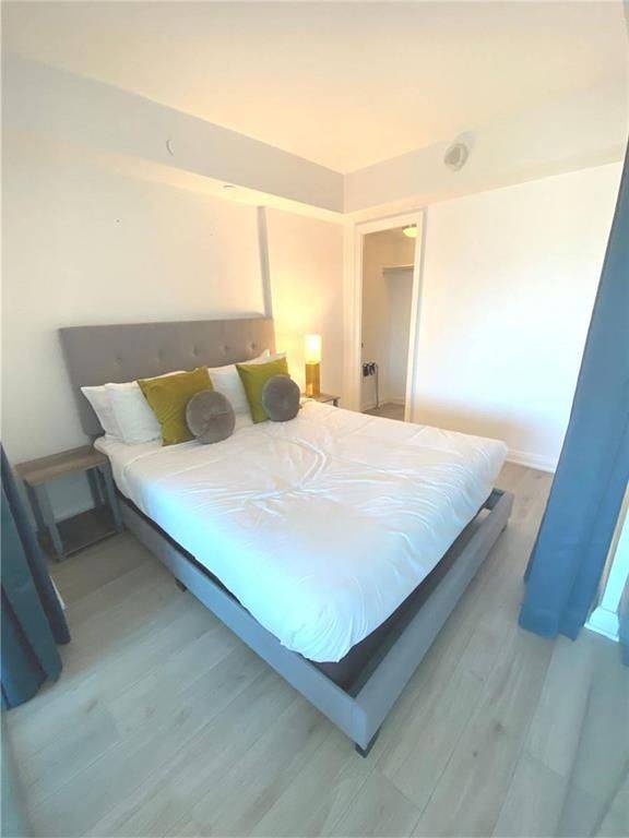 155 Yorkville AVE #920, Toronto C02, ON M5R 0B4