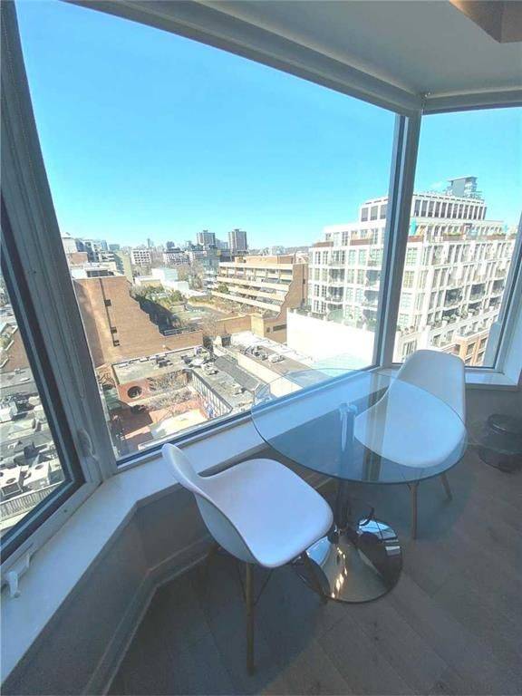 155 Yorkville AVE #920, Toronto C02, ON M5R 0B4