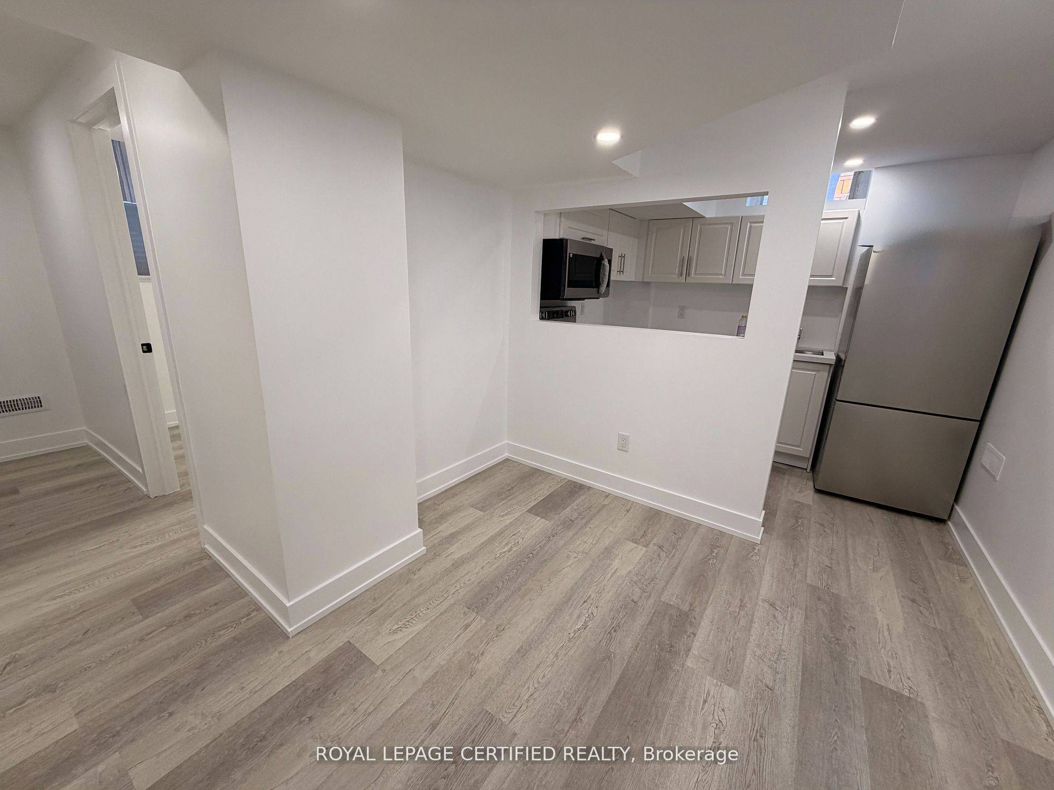 2129 Glenfield RD #Bsmt, Oakville, ON L6M 3S4