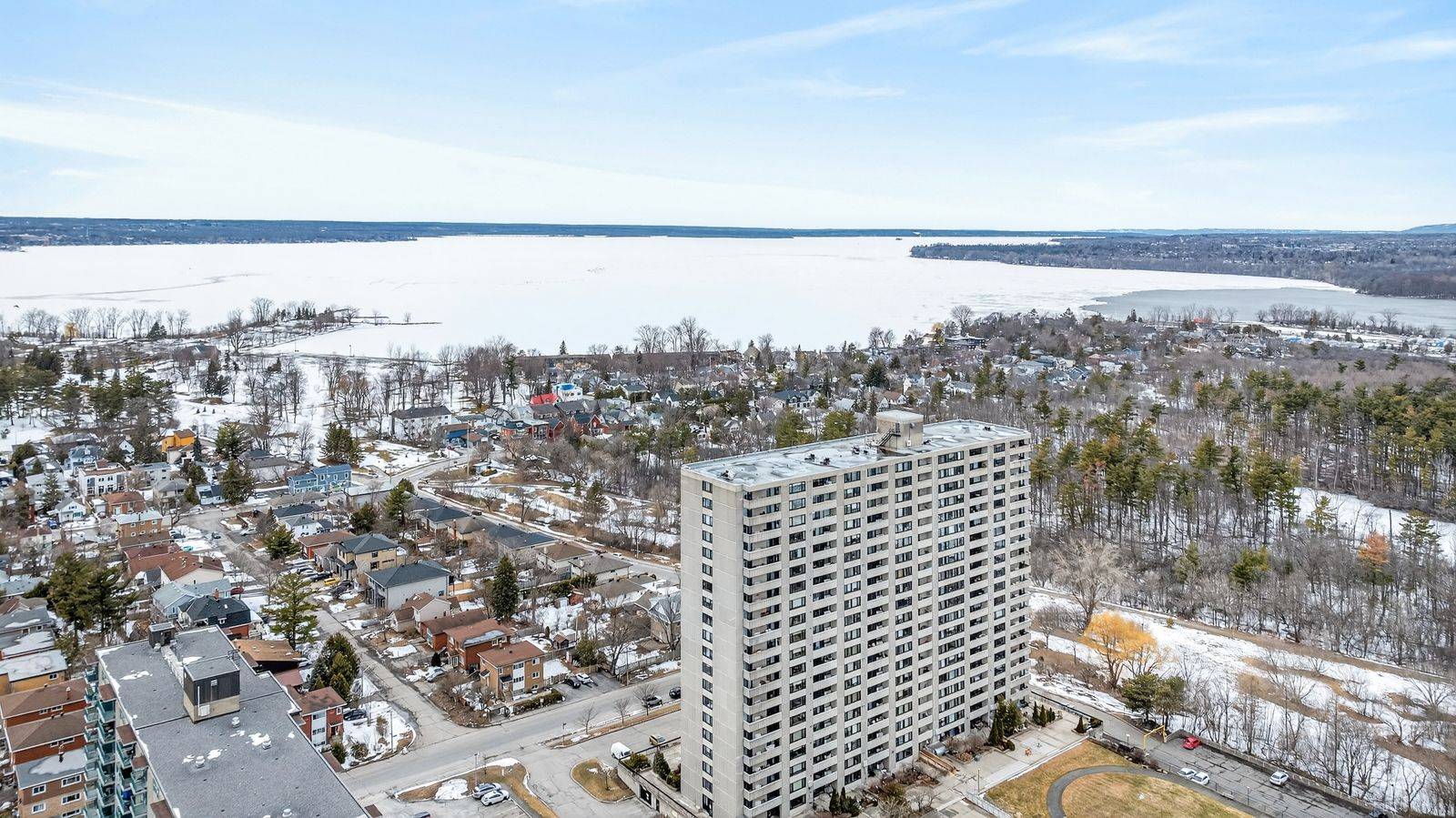 265 Poulin AVE #207, Britannia - Lincoln Heights And Area, ON K2B 7Y8