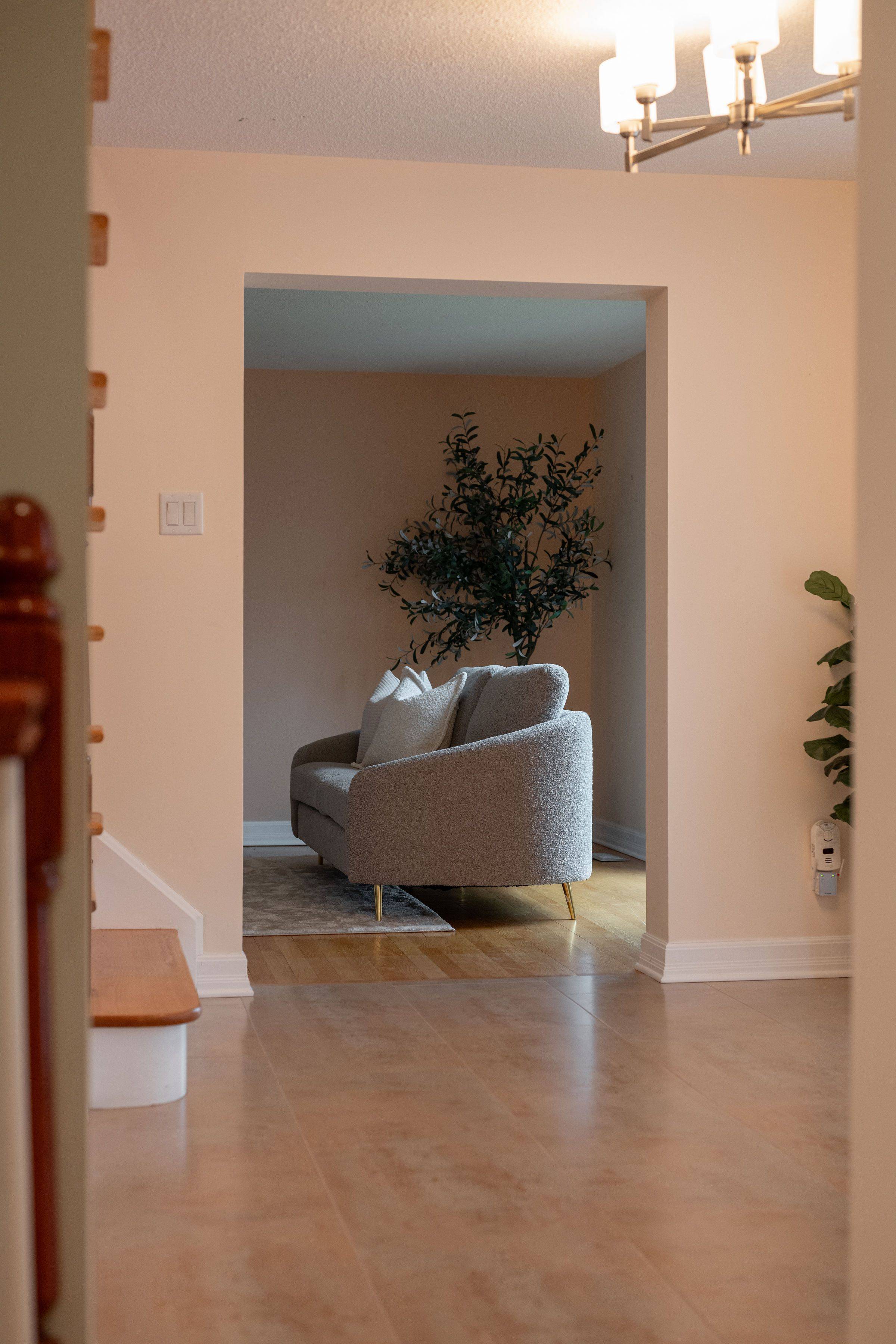 68 Beaver RDG, Cityview - Parkwoods Hills - Rideau Shore, ON K2E 6E4