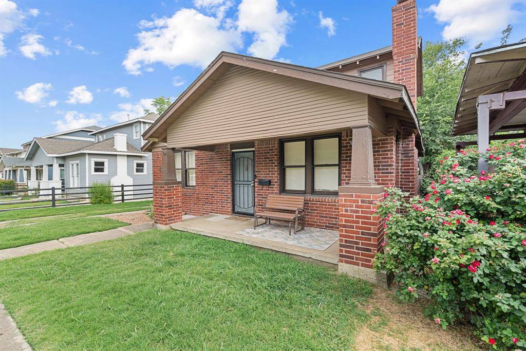 1120 E Terrell Avenue, Fort Worth, TX 76104