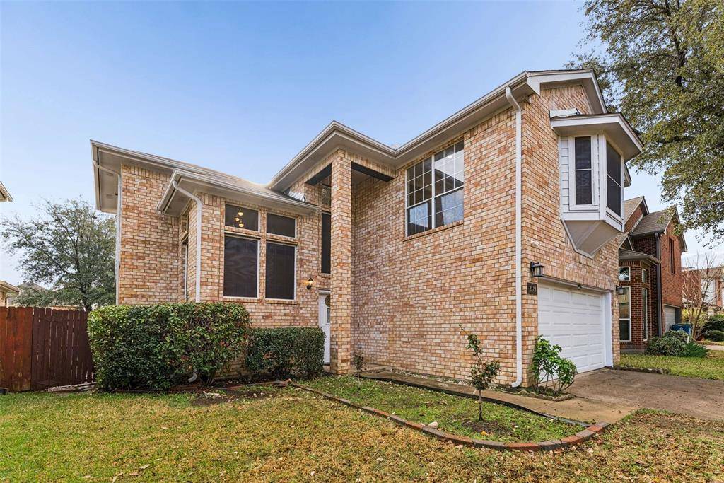 2124 Newport Drive, Flower Mound, TX 75028