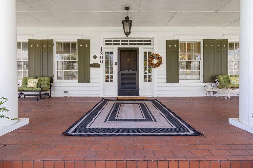 1200 Park Drive, Hillsboro, TX 76645