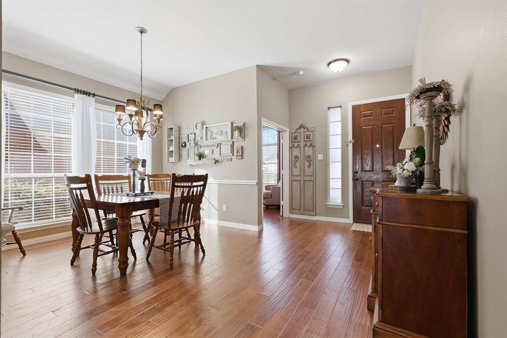 6940 Shoreway Drive, Grand Prairie, TX 75054