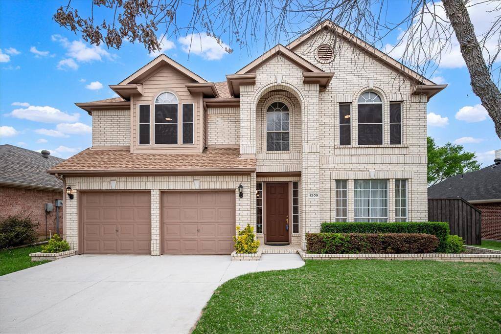 1209 Silverwood Drive, Flower Mound, TX 75028