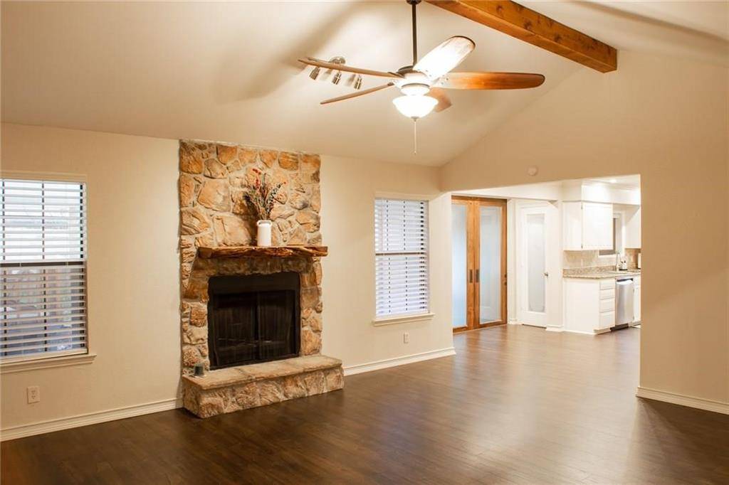 3616 Sandhurst Drive, Arlington, TX 76001