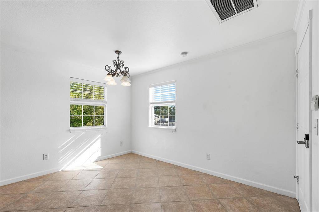 633 Rose Garden Drive #2, Mckinney, TX 75072