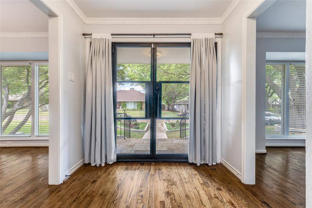 7328 Mimosa Lane, Dallas, TX 75230