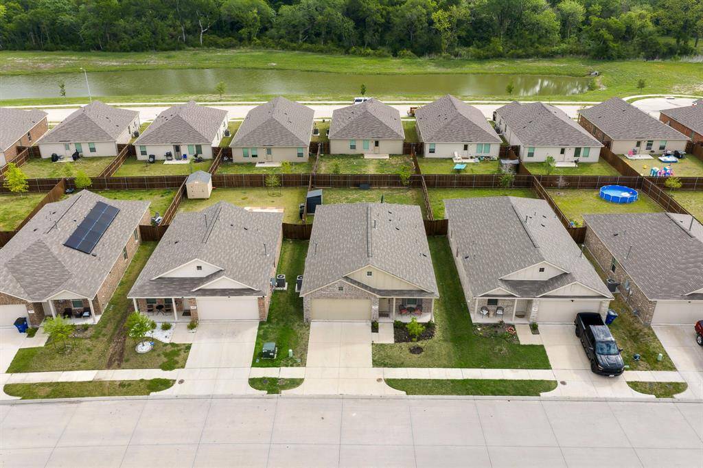 2308 Tallahassee Drive, Ennis, TX 75119