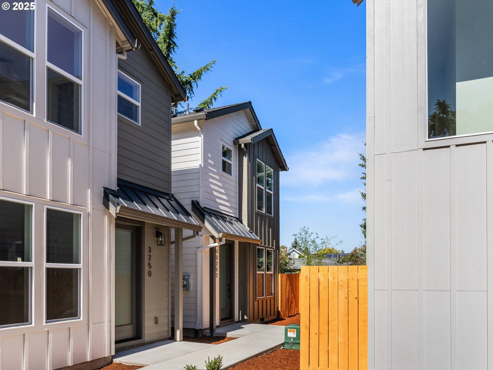 3252 SE 115th AVE, Portland, OR 97266