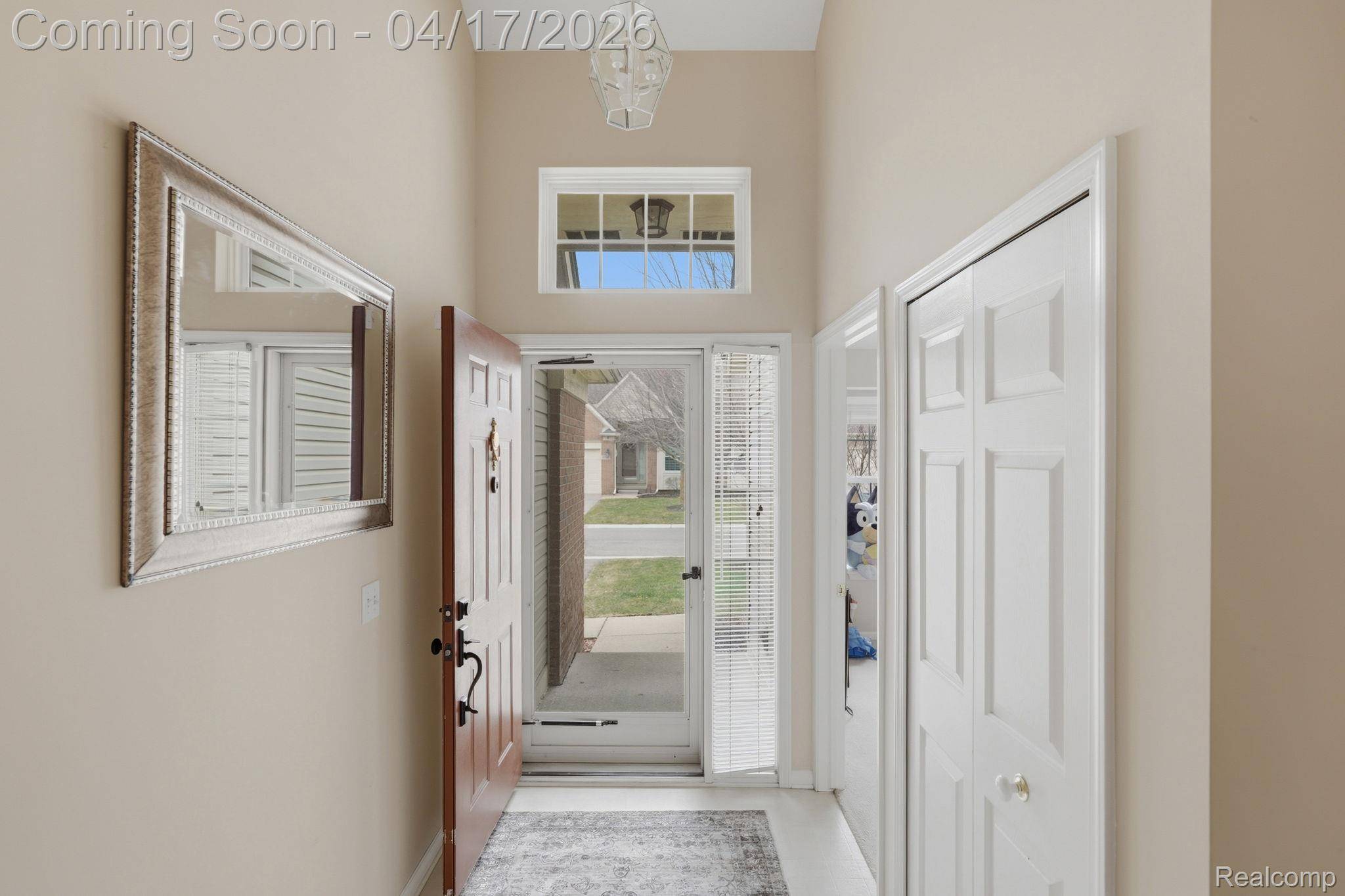 5503 Elmhurst DR, Trenton, MI 48183