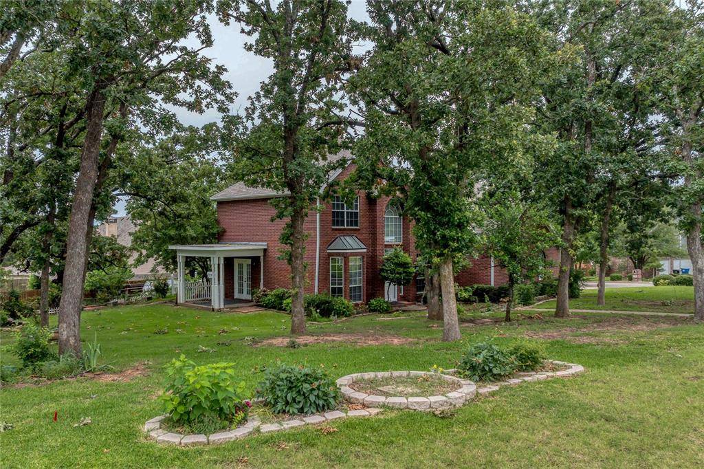 12 Ambassador Court, Denison, TX 75020