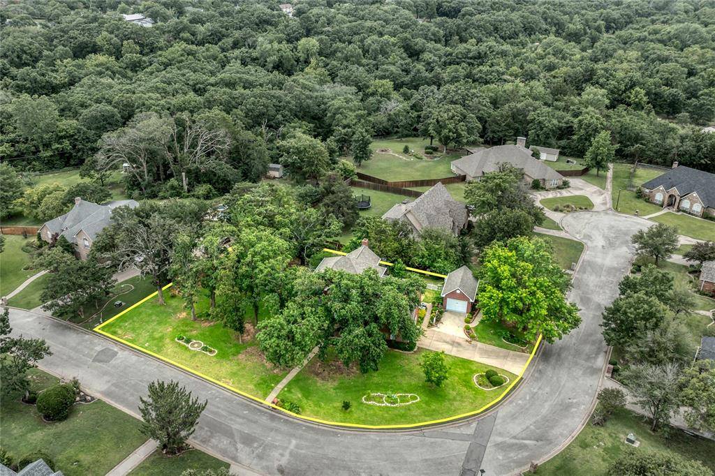12 Ambassador Court, Denison, TX 75020