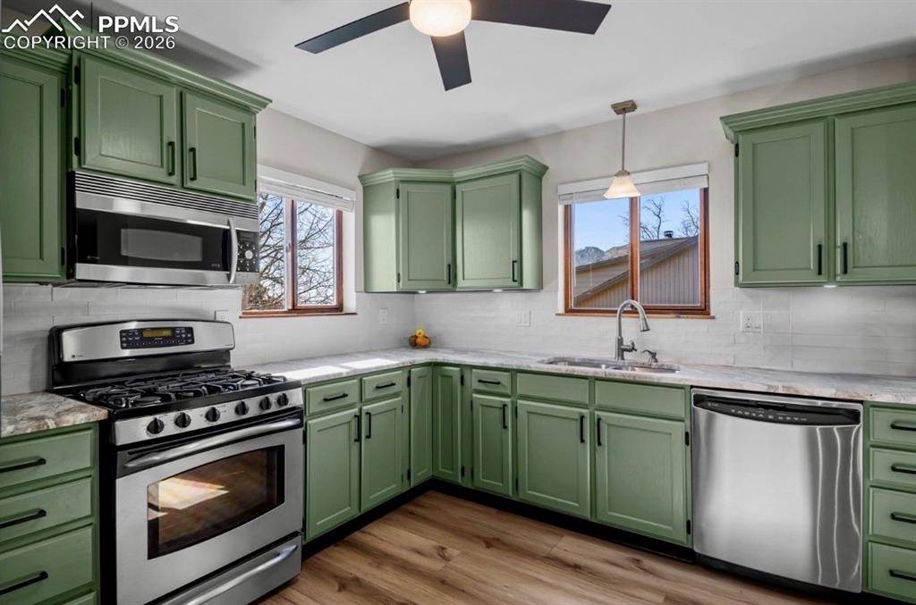 320 Columbine RD, Palmer Lake, CO 80133