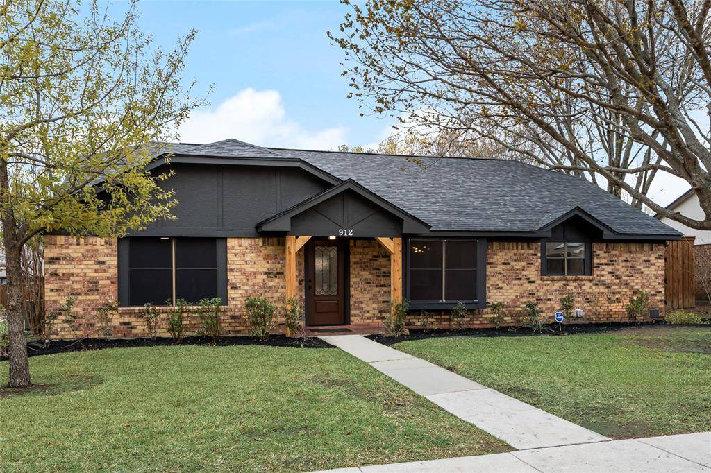 912 Sandhurst Drive, Plano, TX 75025