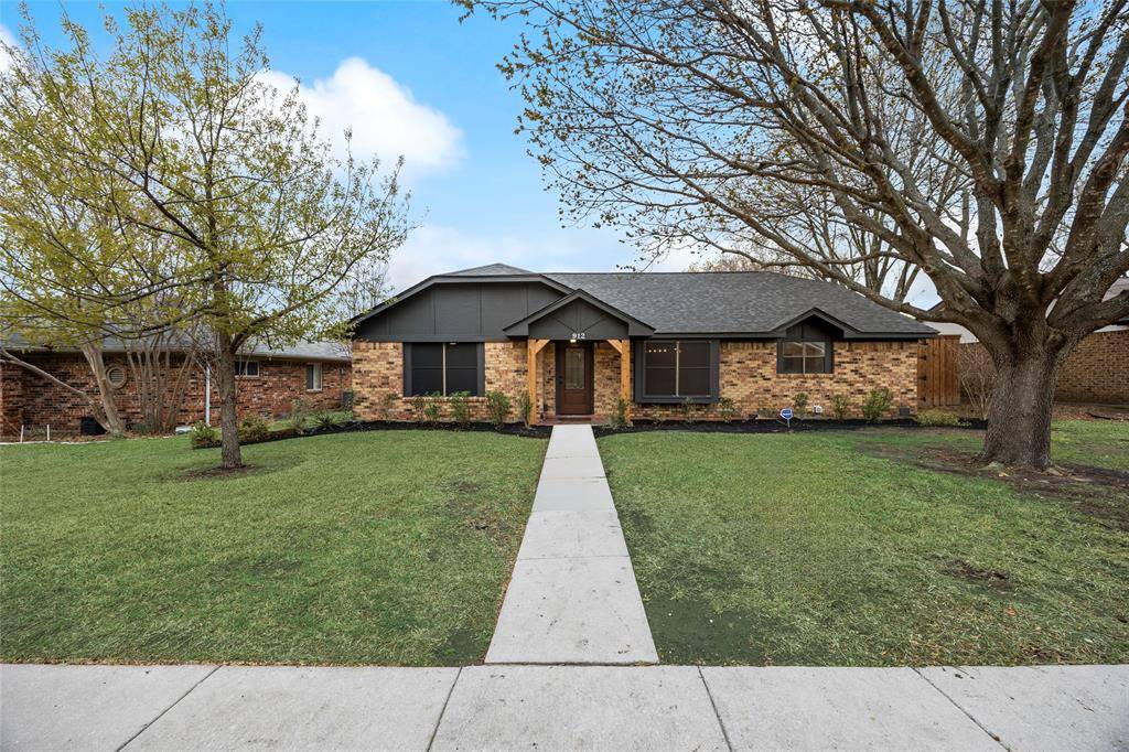 912 Sandhurst Drive, Plano, TX 75025