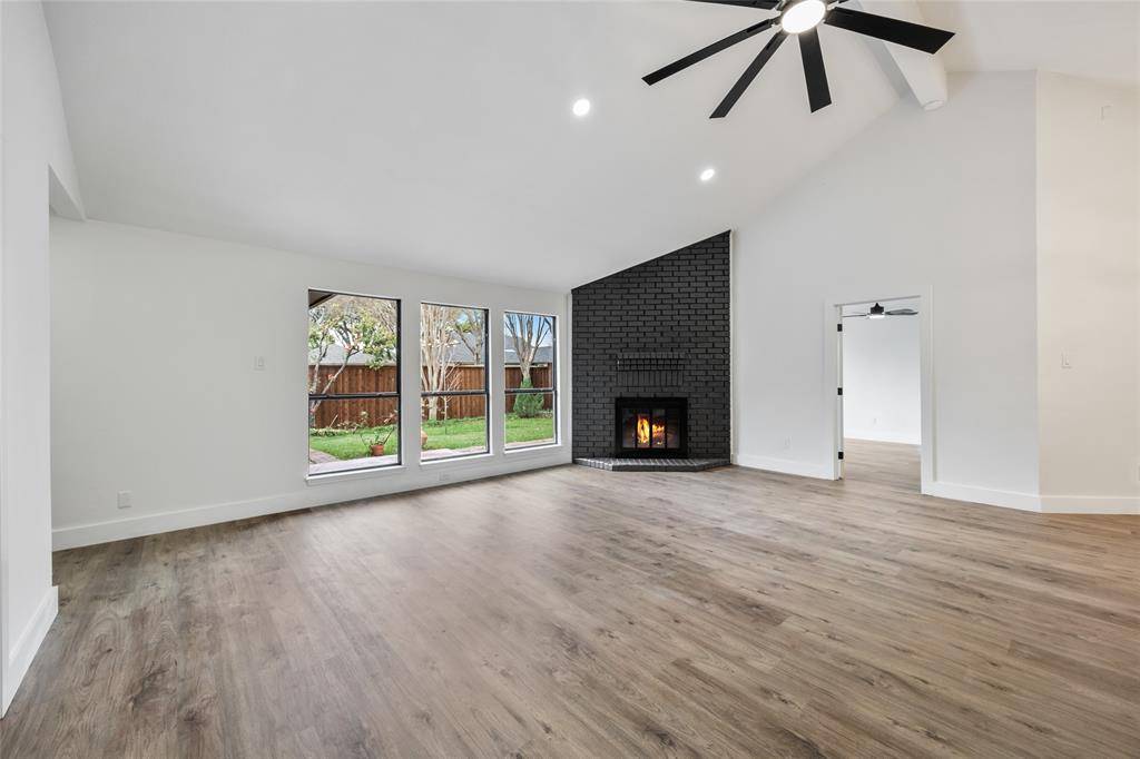 912 Sandhurst Drive, Plano, TX 75025