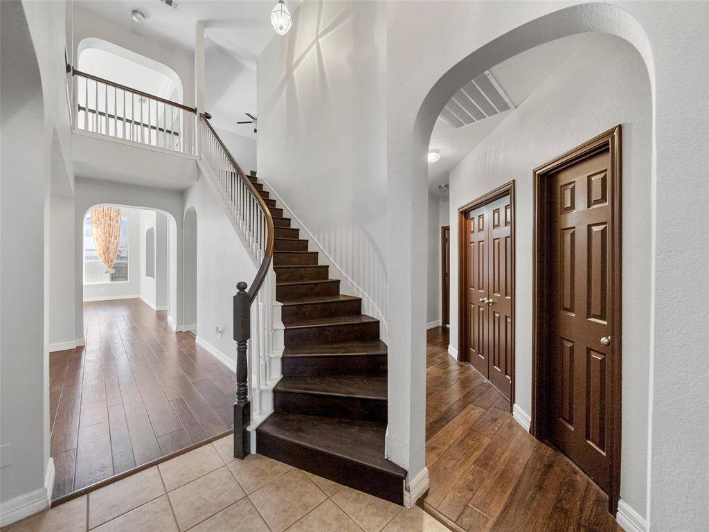 9943 Red Cedar Drive, Frisco, TX 75035