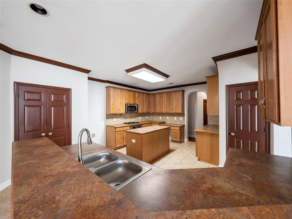 9943 Red Cedar Drive, Frisco, TX 75035