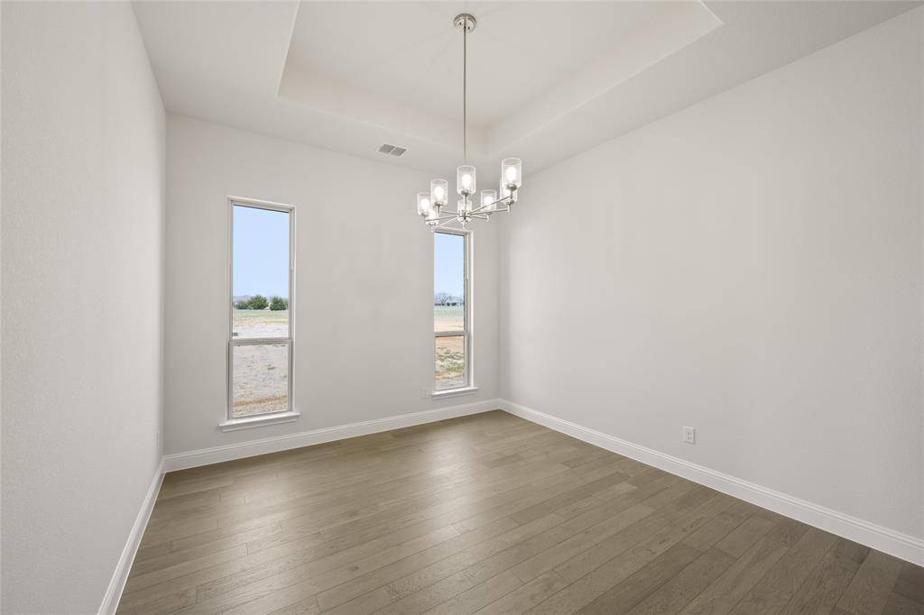 6013 Valley View Drive, Joshua, TX 76058