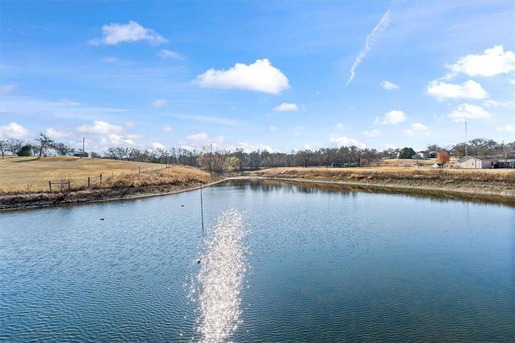 1430 Bays Road, Axtell, TX 76624