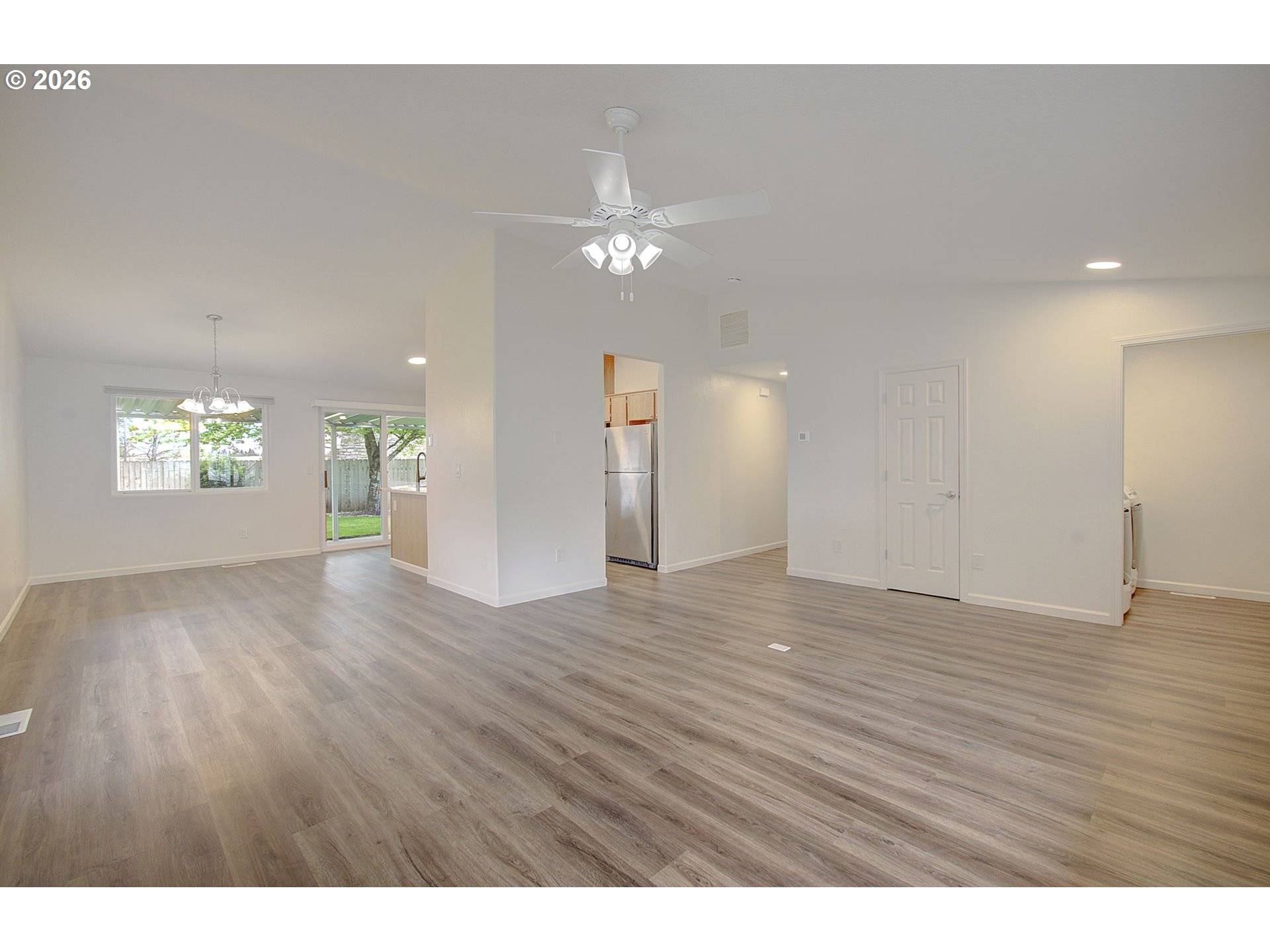 8327 NE 54TH ST, Vancouver, WA 98662