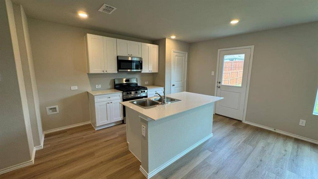 5556 CORDUROY Road, Denton, TX 76249