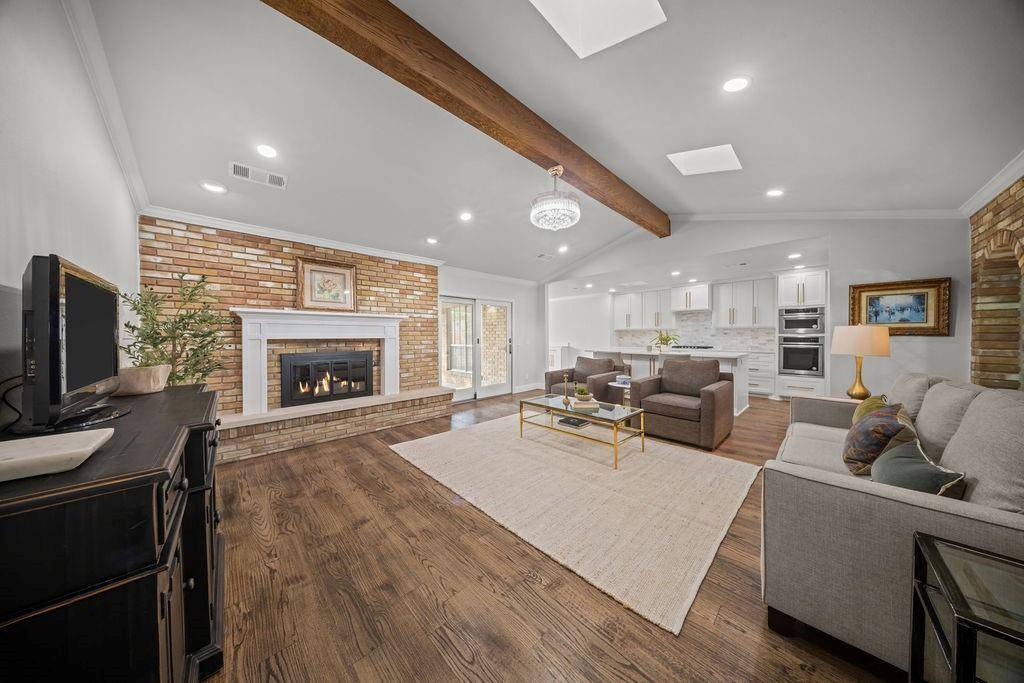 2904 Hunters Creek Place, Plano, TX 75075