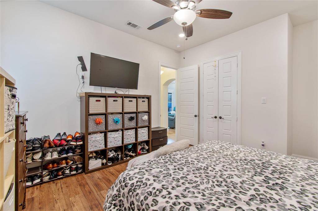 1930 Muncie Avenue, Dallas, TX 75212