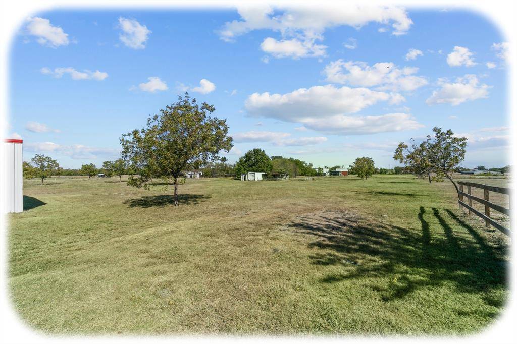 842 N Fm 1138, Nevada, TX 75173