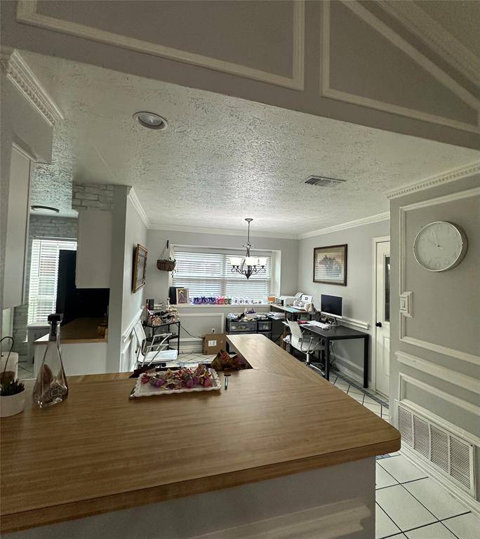 2317 Springridge Drive, Arlington, TX 76014