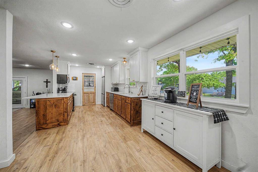 401 NW 32nd Street, Mineral Wells, TX 76067