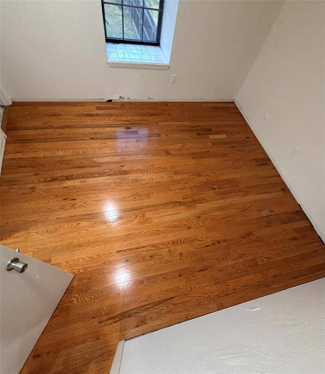 9519 Westpark Drive, Benbrook, TX 76126