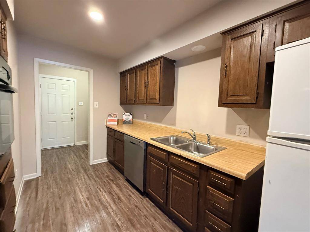 1413 Blackwell Drive, Irving, TX 75061