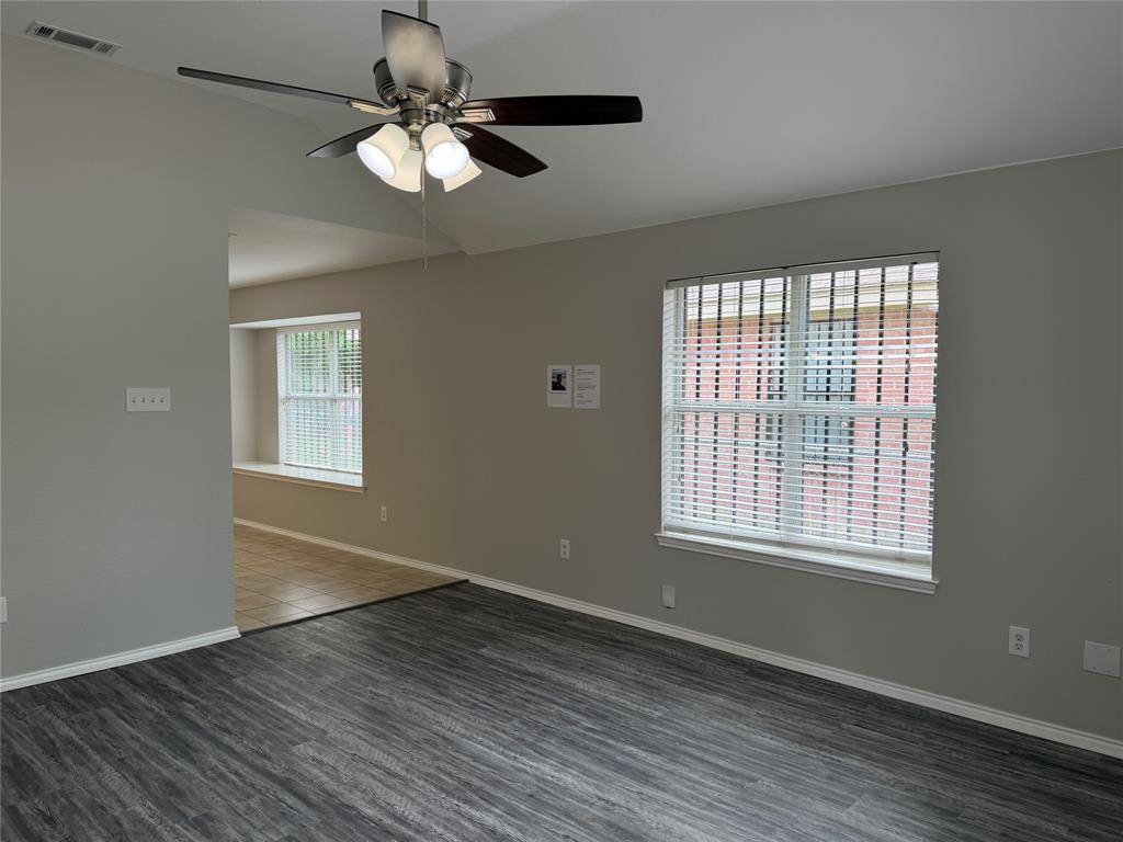 3332 Navaro Street, Dallas, TX 75212