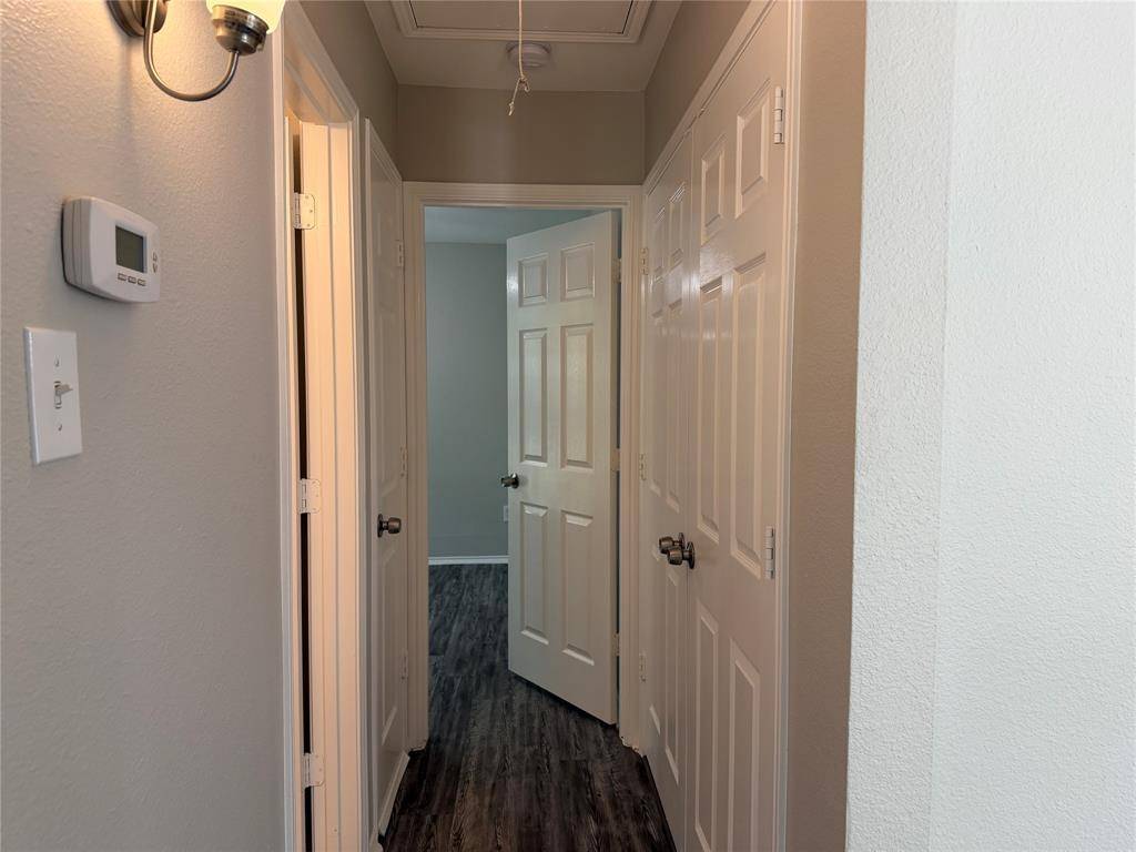 3332 Navaro Street, Dallas, TX 75212