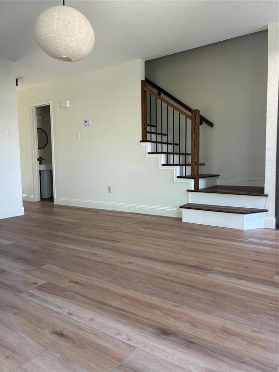 2101 Mistletoe Avenue, Fort Worth, TX 76110