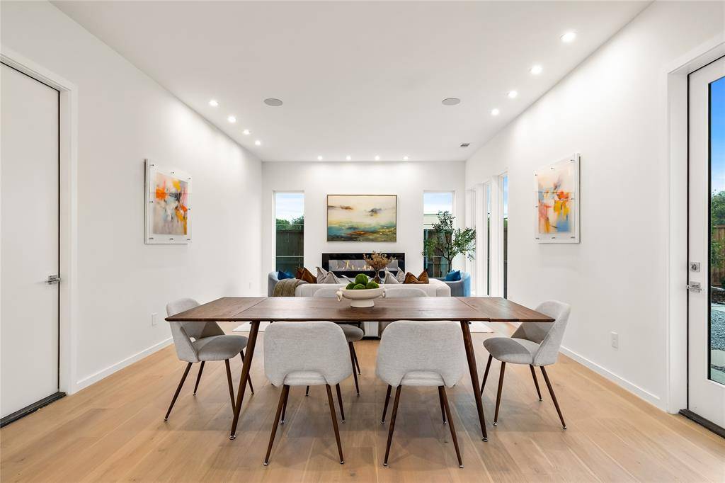 828 McBroom Street, Dallas, TX 75212