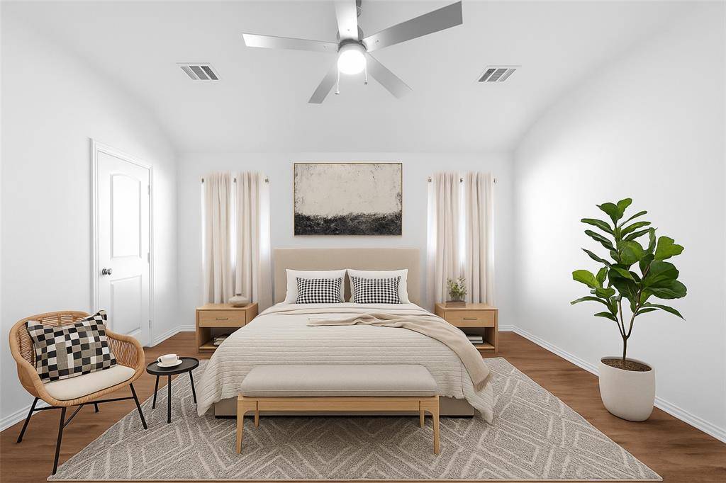 105 Capewood Drive, Terrell, TX 75160