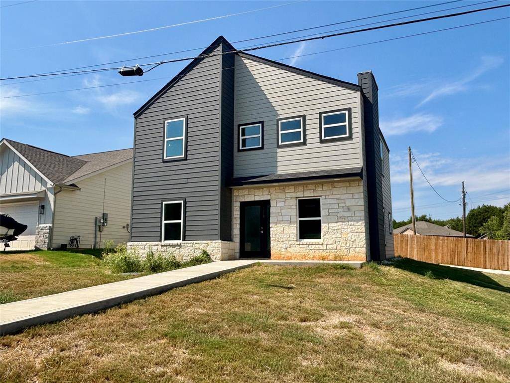 5114 Stoneridge Drive, Granbury, TX 76048