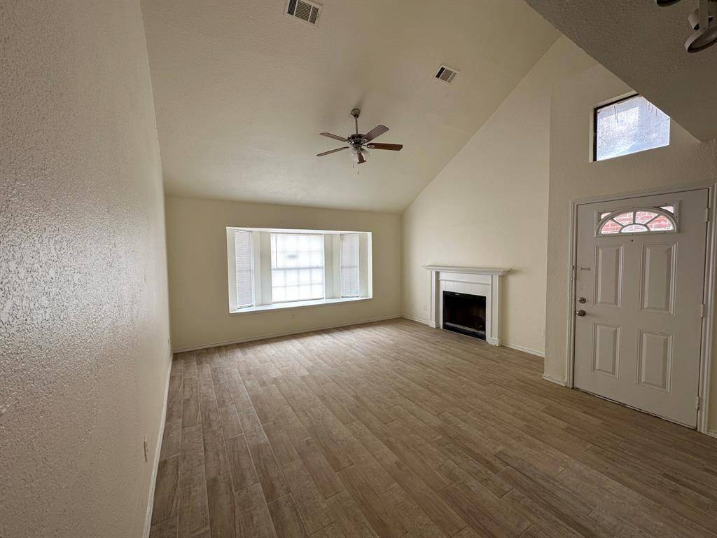 935 Fairbanks Circle, Duncanville, TX 75137