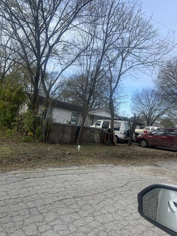 406 Walker Street, Wilmer, TX 75172